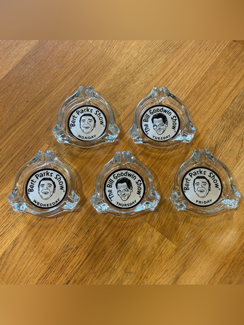 RARE Set 50s VTG Bill Goodwin Bert Parks Show Ashtray Weekdays 5 Radio Announcer